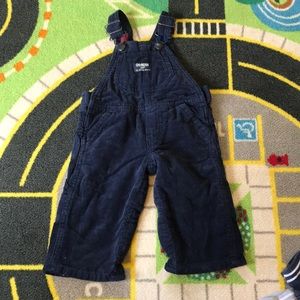 OshKosh corduroy overalls size 6 months